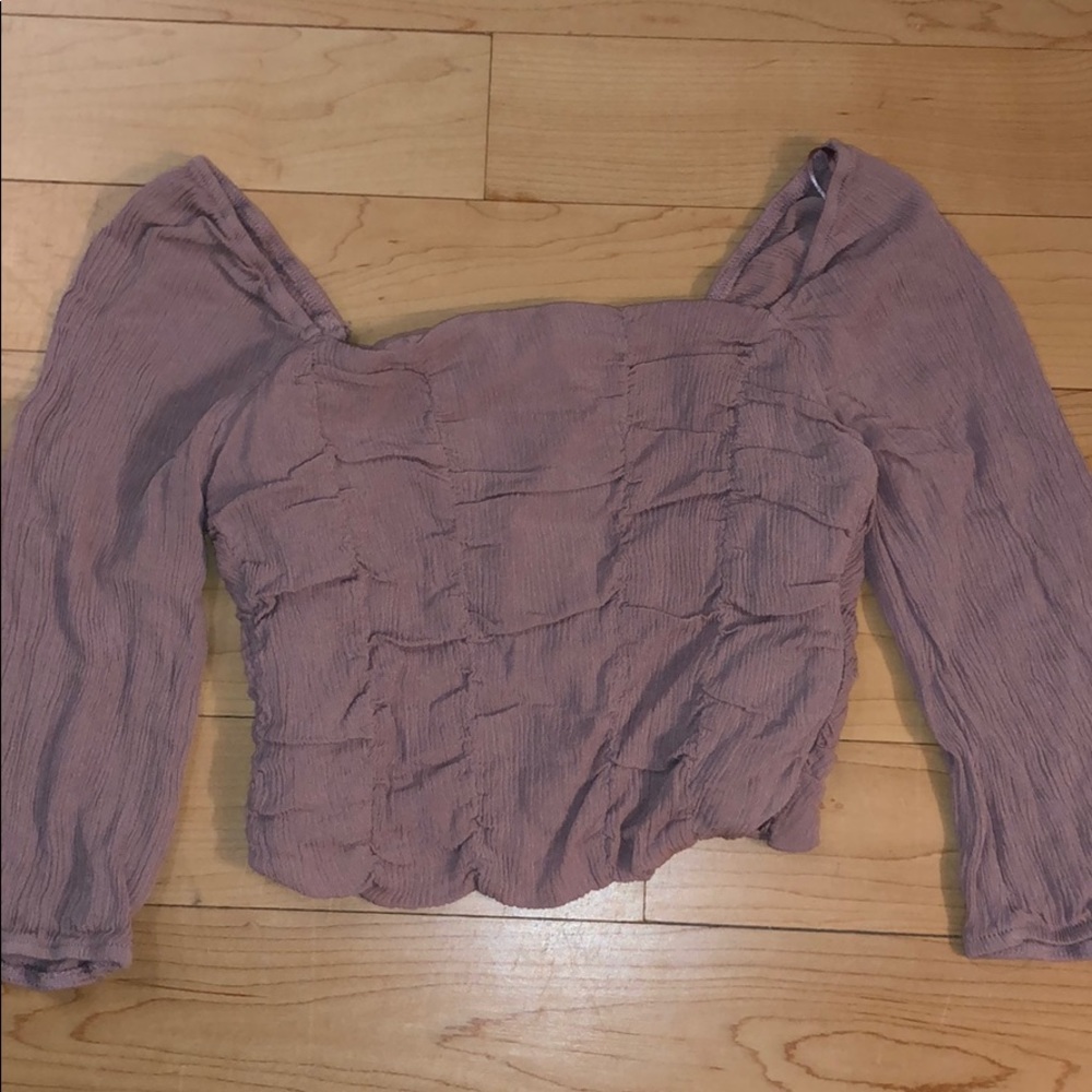 violet crop top